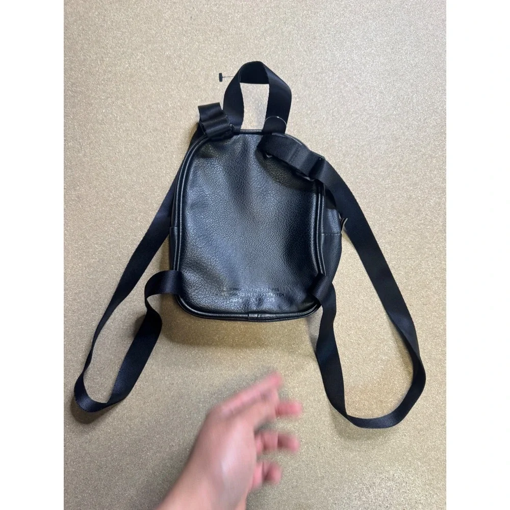 Adidas Originals Mini Backpack‎ Black Faux Leather Gold Trefoil Logo Small Bag - Picture 2 of 8